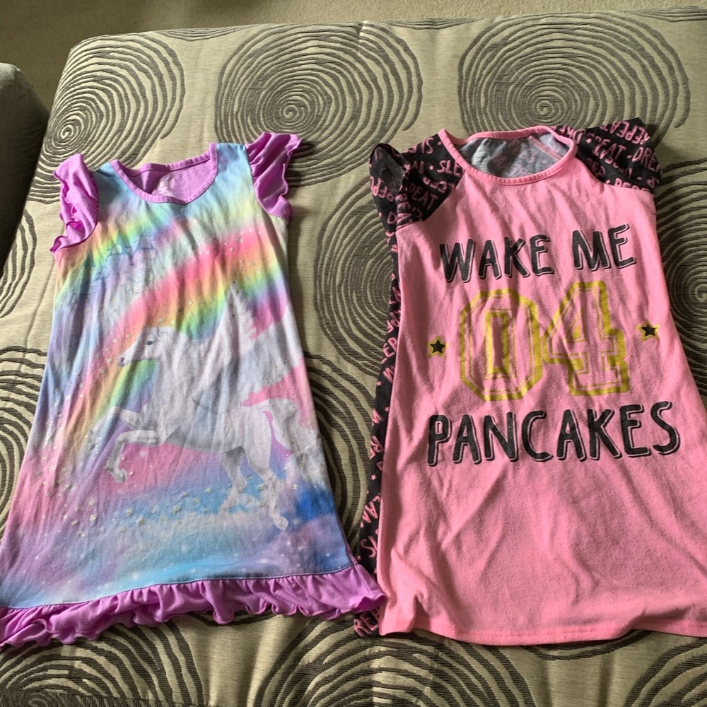 Girls sleep gown size 7/8